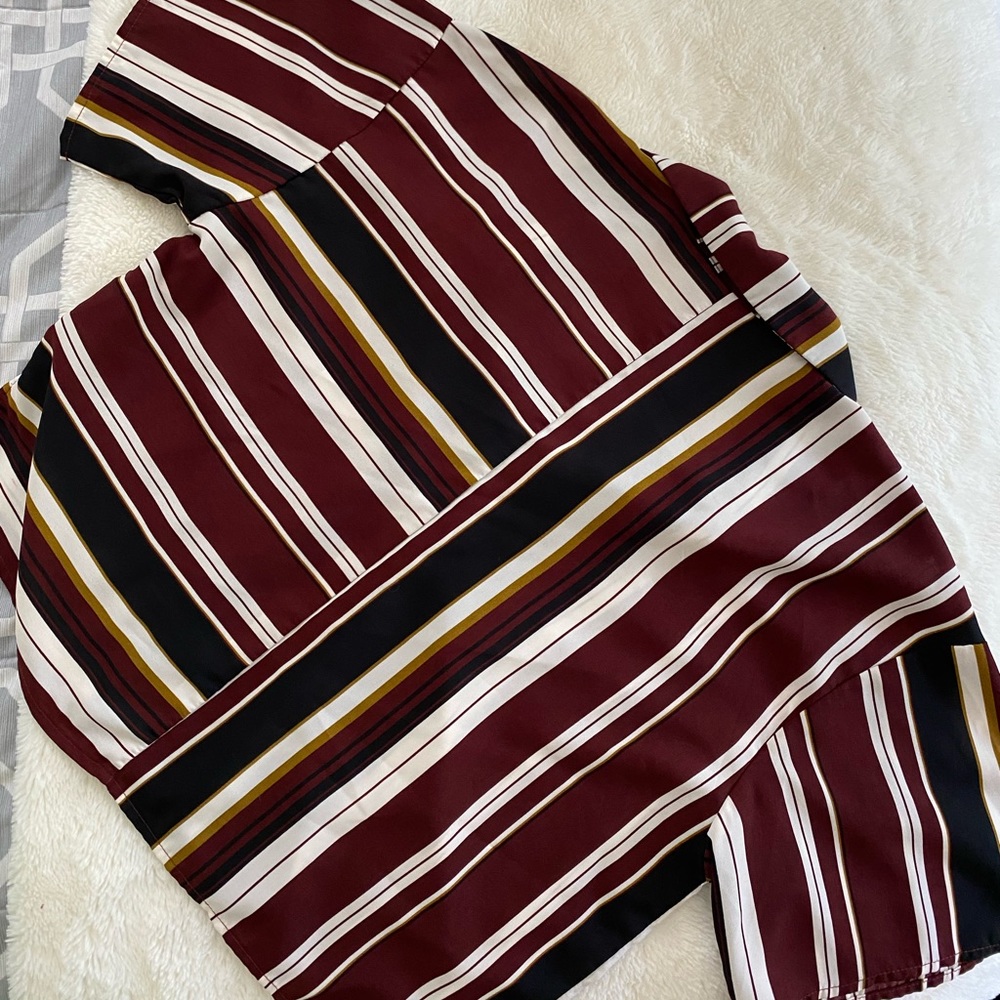 FOREVER21 button up - Picture 3 of 3